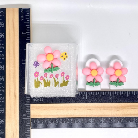 🎁 Cellphone Charger Head & Cable Protector For IPhone 14 Plus Butterfly/Flowers - Picture 4 of 8